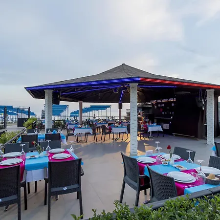Senza Inova Resort